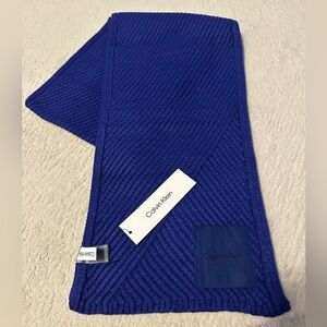 Calvin Klein Women’s Scarf Blue